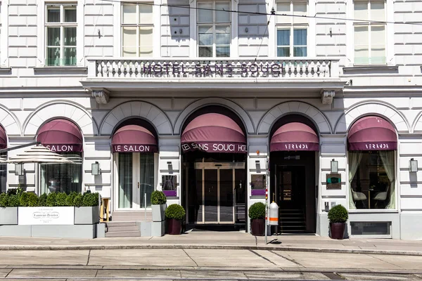 Viena Austria Julio 2018 Fachada Entrada Lujoso Hotel Cinco Estrellas Fotos De Stock