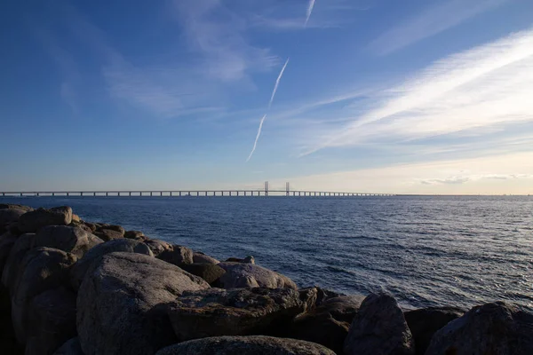 Die Öresundbrücke Verbindet Schweden Und Dänemark Gesehen Von Der Felsigen — Stockfoto