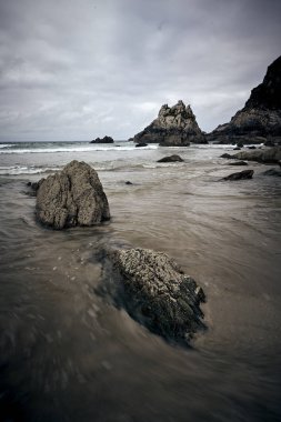 San Pedro de la Ribera, Asturias sahilinde uzun pozlu fotoğrafçılık.