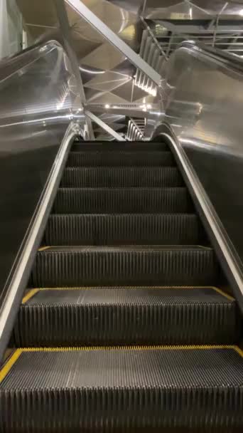 Máquina Pesada Escaleras Mecánicas Funcionamiento Utilizada Interiores — Vídeo de stock