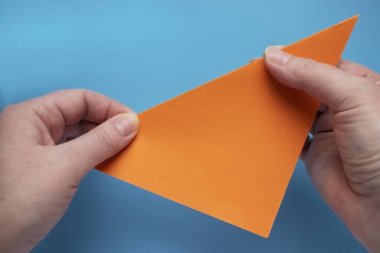 Origami. Kağıt oyuncaklar yapma süreci