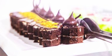 Tatlı ve meyve büfesi. seçici odak