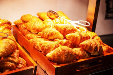 Tatlı ve meyve büfesi. seçici odak