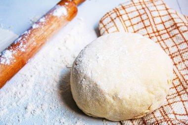 Pişirme hazırlığı. Mutfak konsepti. Üst Manzara. seçici odaklı yiyecek