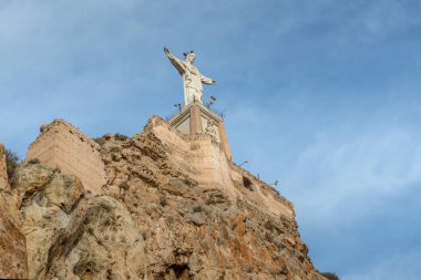 Monteagudo, Murcia, İspanya yakınındaki İsa heykeli. 17 Aralık 2017