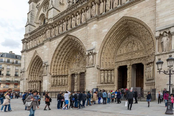 Queue Dans Cathédrale Notre Dame Paris France Avril 2018 — Photo