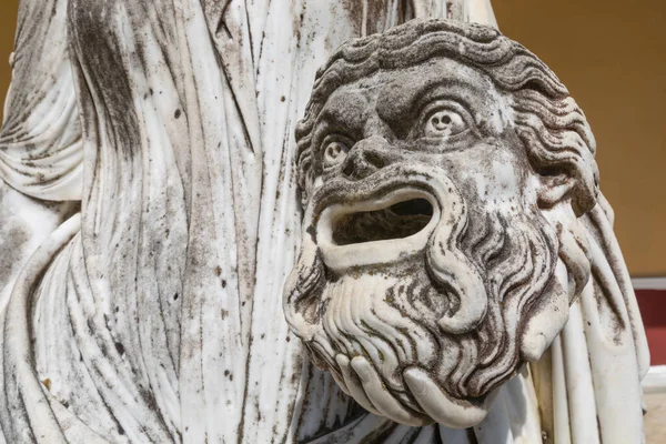 Statua Marmo Della Musa Melpomene Protettrice Della Tragedia Nel Cortile — Foto Stock