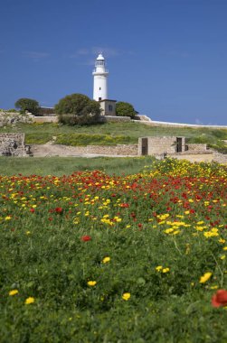 Paphos Arkeolojik Sitesi ve Deniz feneri, Kato Pafos, Cyprus. 2 Nisan 2019