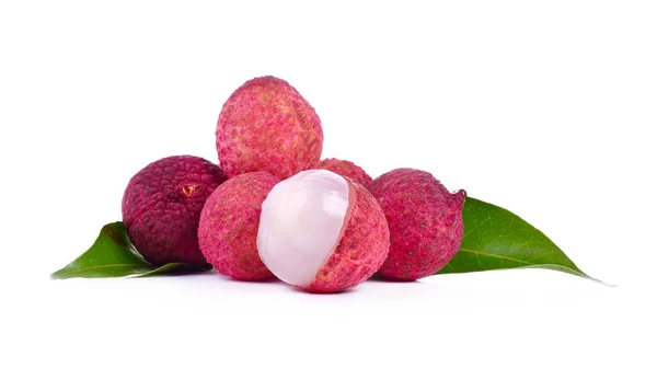 Beyaz arkaplanda bir grup lychee
