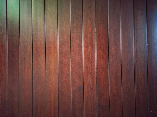 Braun lackiert. Natürliche dunkle Holz Hintergrund für Design. — Stockfoto