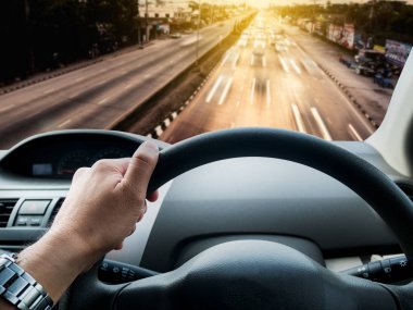 Geceleri, bokeh renk araba