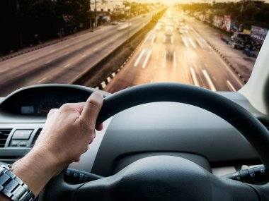 Geceleri, bokeh renk araba