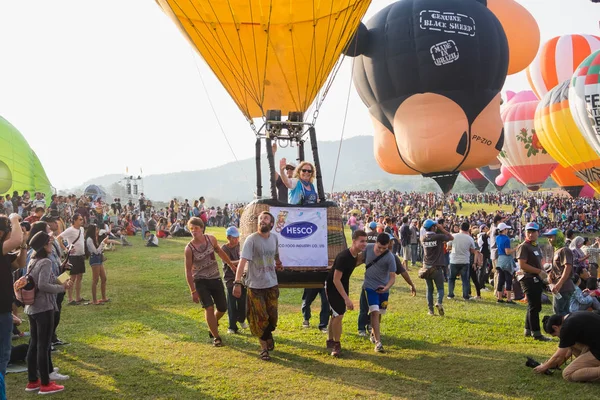 Chiangrai, Tayland - 18 Şubat: Uluslararası Balon Fiesta 2017, 18 Şubat 2018 yılında Singha Park, Chiangrai, Tayland