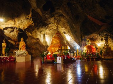 Chiang Rai, Tayland - 29 Temmuz 2017: İç Tham pha jom git