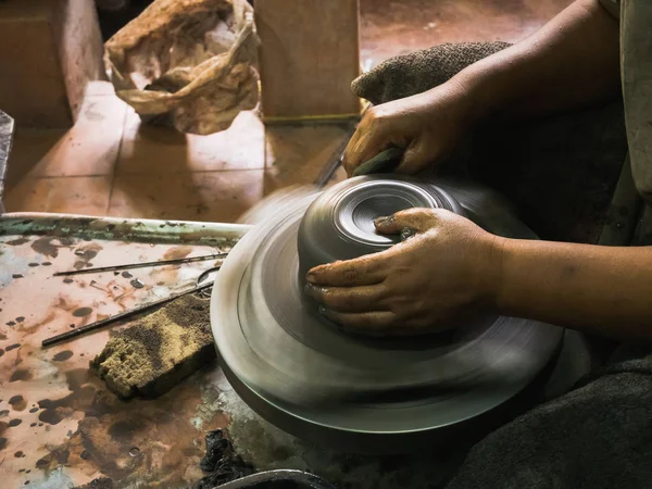 Potter's hands shaping soft clay to make an earthen pot — Stock Photo, Image