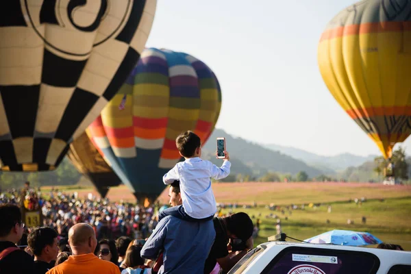 Chiangrai, Tayland - 18 Şubat: Uluslararası Balon Fiesta — Stok fotoğraf
