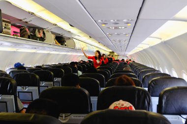 Uçak chiang rai, Tayland-11 Aralık 2017: destek hizmeti ve transfer yolcu, bu resim için Airasia uçak stoptu yakalama Havaalanı bekleme salonu