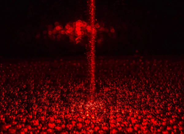 Light Laser Penetrates Clear Water Bubbles — Stock Photo, Image