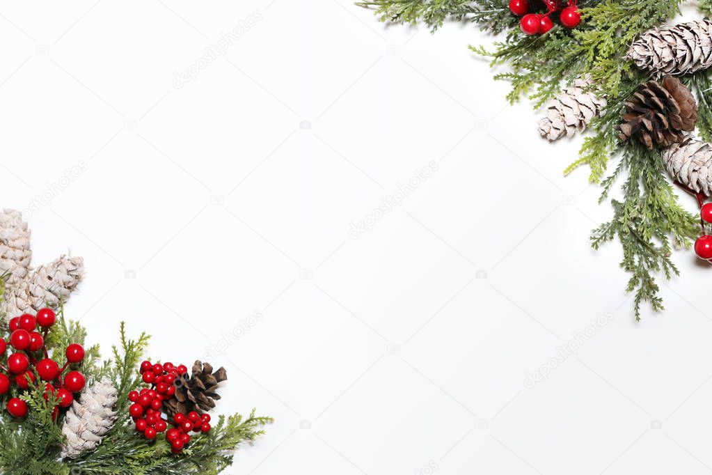 christams holiday pine cone and garland border background