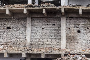 Ev harabeleri, yıkılan binalar, savaş