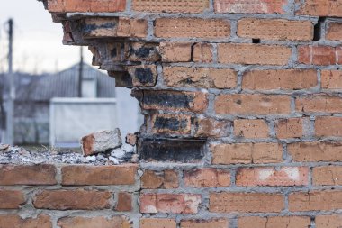 Tuğla dokusu, duvar, çatlaklar ve çizikler arka plan olarak kullanılabilir.