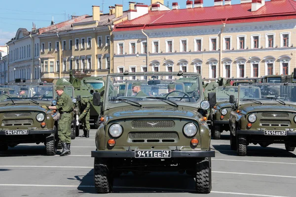 São Petersburgo Rússia Maio 2013 Uaz Militar Russo Desfile Vitória — Fotografia de Stock