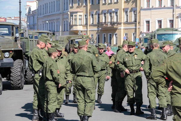 Petersburg Russia Maja 2013 Żołnierze Rosyjscy Ulicach Parada Zwycięstwa Wojnie — Zdjęcie stockowe