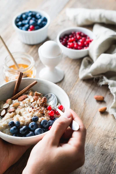 Eten gezond ontbijt — Stockfoto