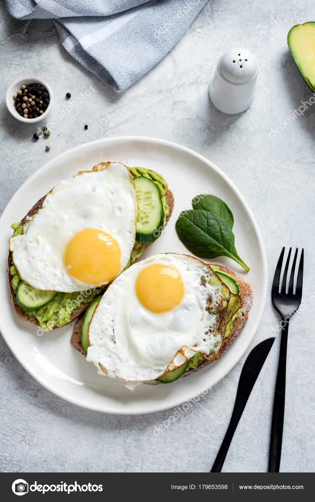 Tostadas De Aguacate 390 Recetas Caserascookpad