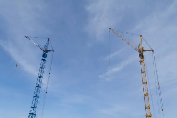 Construção Edifícios Residenciais Altos Planejamento Urbano Guindastes Torre Alta — Fotografia de Stock