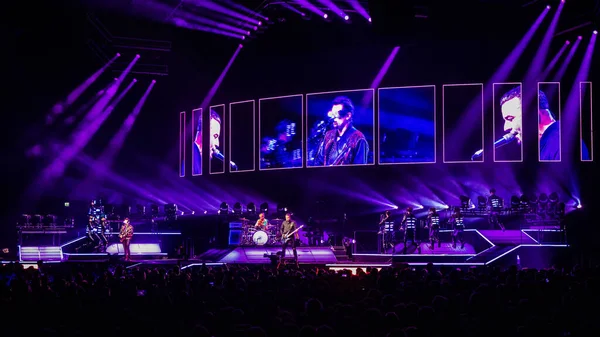 2019年9月12日在荷兰阿姆斯特丹Ziggo Dome的摇滚乐队Muse — 图库照片