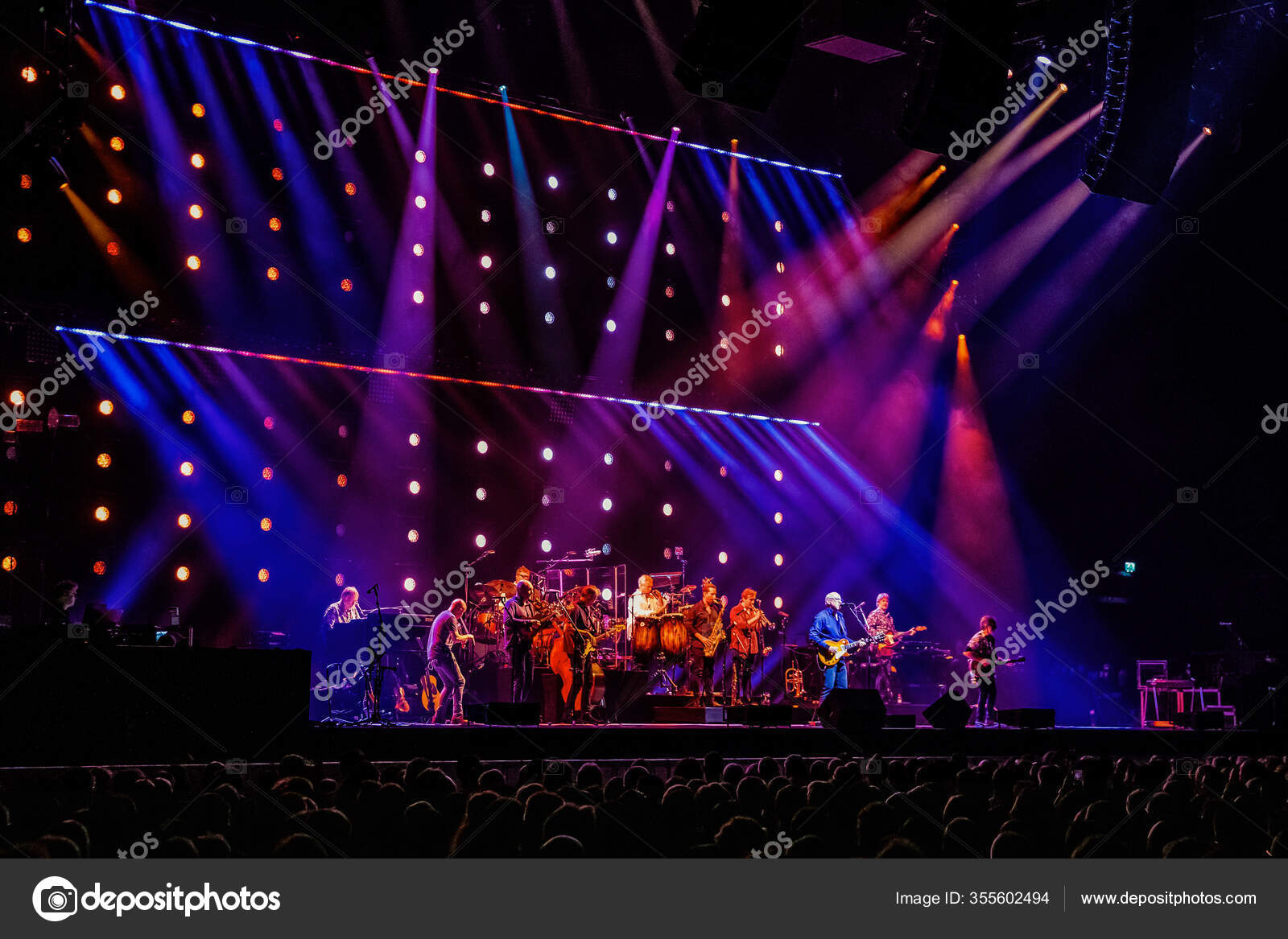 Mark Knopfler Performance Ziggo Dome 2019 Stock Editorial Photo © benhoudijk 355602494