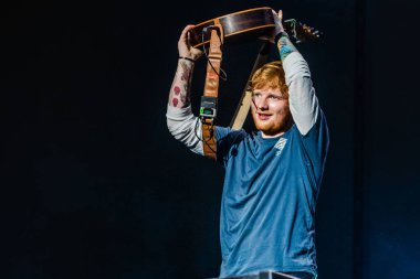 Ed Sheeran performance in Johan Cruijff Arena 2018 clipart