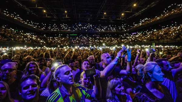 2018年6月13日にオランダのアムステルダムで開催されたZiggo Domeのパールジャムバンド — ストック写真