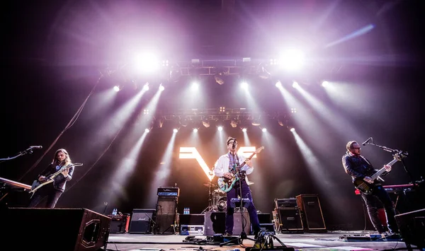 Weezer Auftritt Der Heineken Music Hall 2016 — Stockfoto