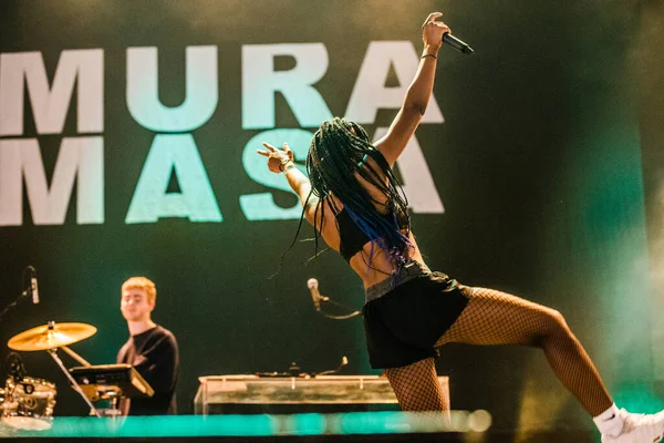 Mura Masa Performing Stage Music Festival — Stock Photo, Image