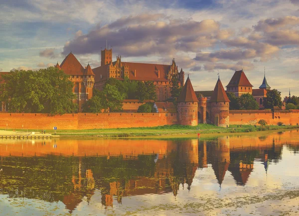 Castelo Teutónico em Malbork (Marienburg) na Pomerânia (Polónia) ) — Fotografia de Stock