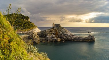 Portovenere, Ligurya taş Castle