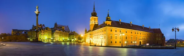 Old Town and Royal Castle in Warsaw, Poland — Stock Photo, Image