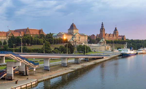 ポーランド、シュチェチン (Stettin) 市の旧市街のパノラマ — ストック写真