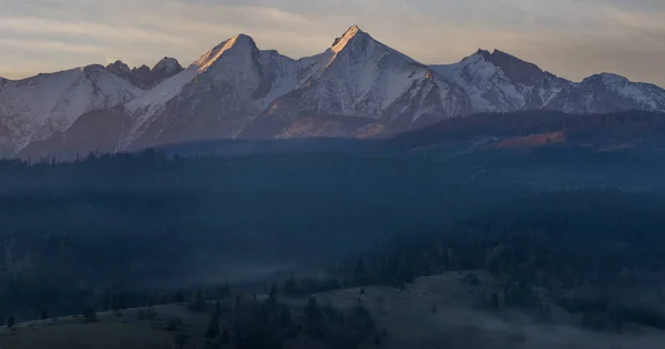 Panorama över Tatrabergen — Stockfoto