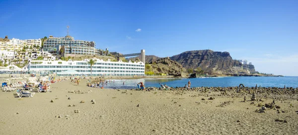 Όμορφη παραλία του Playa del Cura, κοντά σε Πλάγια Amadores, Πουέρτο — Φωτογραφία Αρχείου