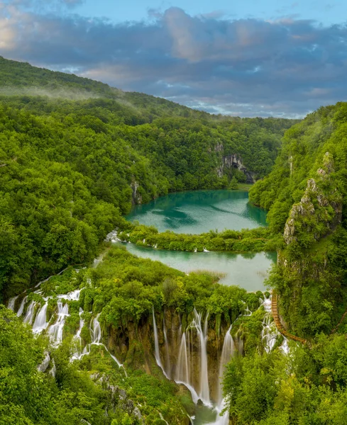十六湖国家公园，克罗地亚的瀑布 — 图库照片