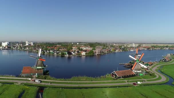 Flygdrönare Utsikt Över Berömda Plats Historiska Väderkvarnar Zaanse Schans Zaandam — Stockvideo