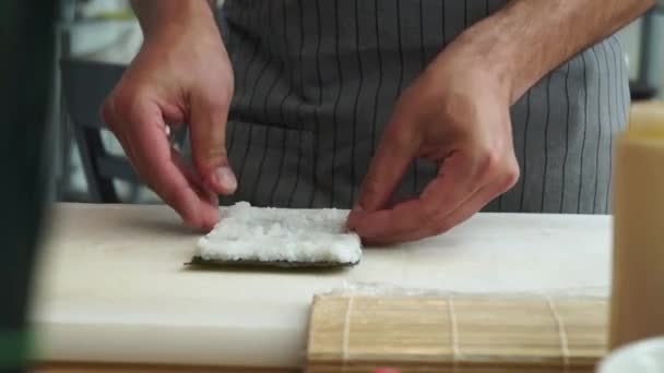 Sushi Master Preparing Fresh Tasty Sushi Rolls Japanese Restaurant Concept — Stockvideo