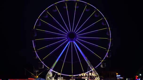 Time Lapse Aerial View Amusement Park Night Colorful Ferris Wheel — Stock Video