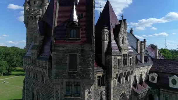 Вид Воздуха Мосненский Замок Польше Один Самых Великолепных Замков Мире — стоковое видео