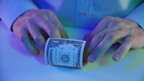Men Rolling Banknote Use Taking Drugs Drug Addiction Concept — Stock Video
