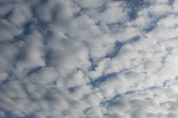 Flauschige Wolken Hintergrund Aus Nächster Nähe — Stockfoto