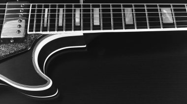 Elektro gitar kapanışı. koyu arkaplan                               